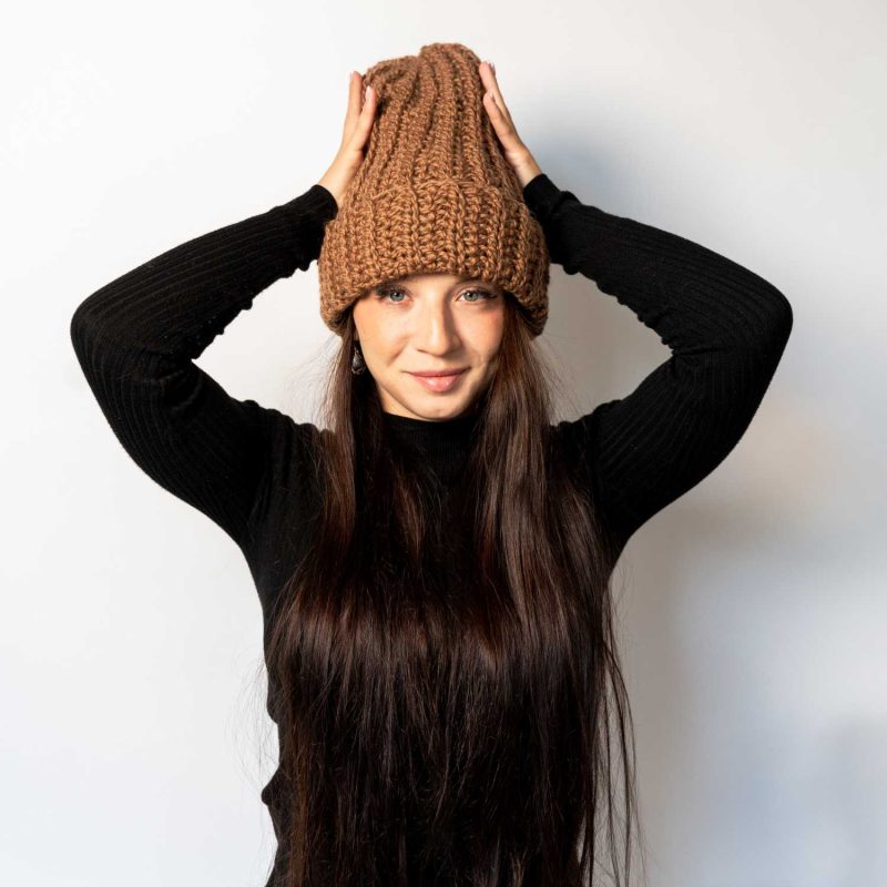 Czapka Luna długa brązowa