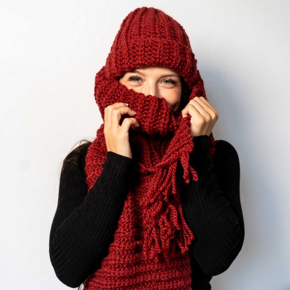 Czapka Luna krótka bordowa